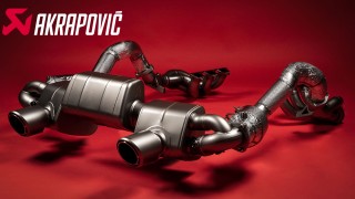 Akrapovic: impianti di scarico con pesi ridotti, montaggi perfetti, alte prestazioni… ora anche per la Porsche 718 Cayman GT4 RS!